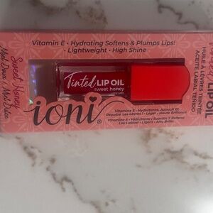 IONI TINTED LIP OIL IN 'SWEET HONEY'